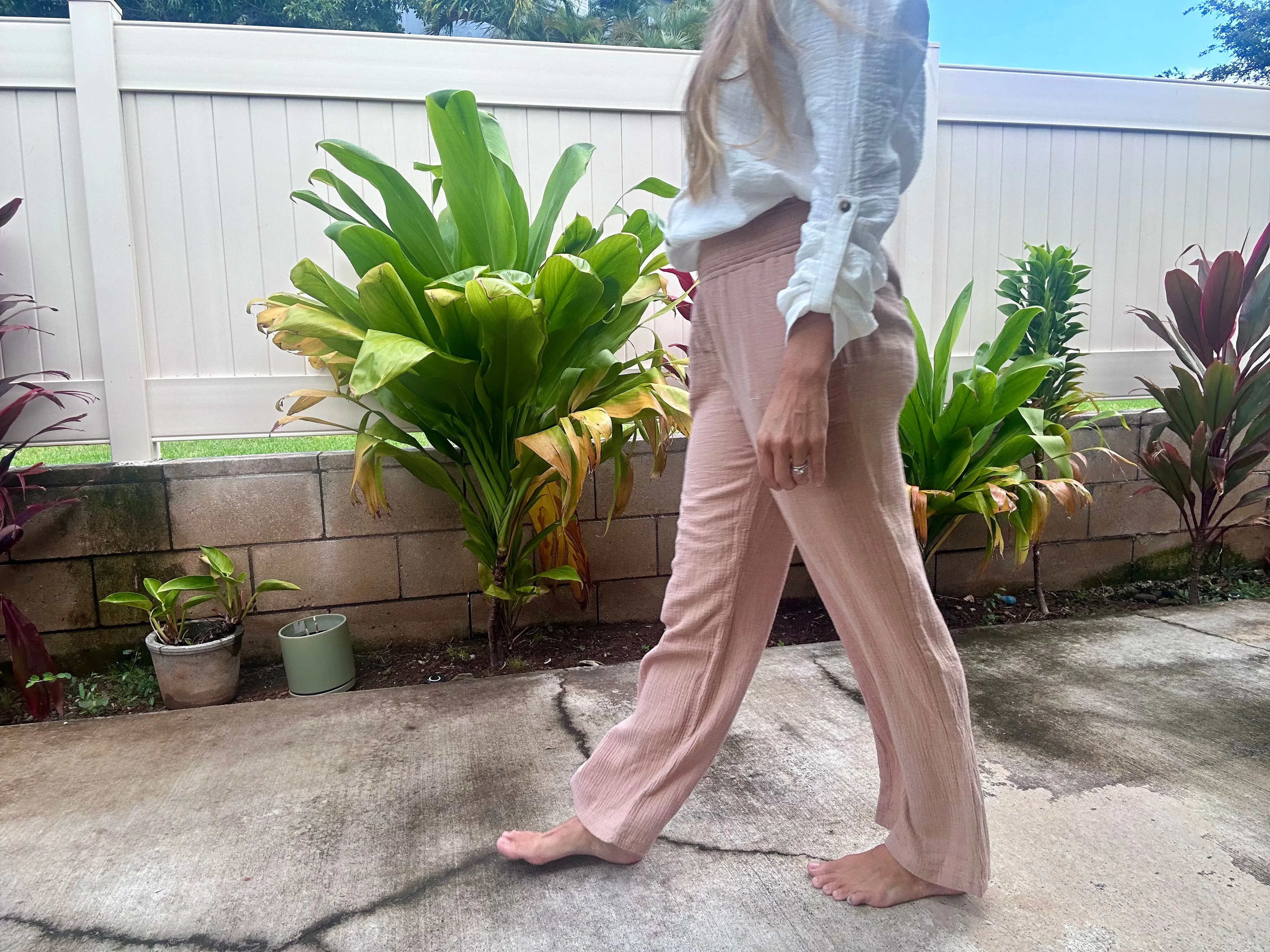 Coconut Grove crinkle gauze pant