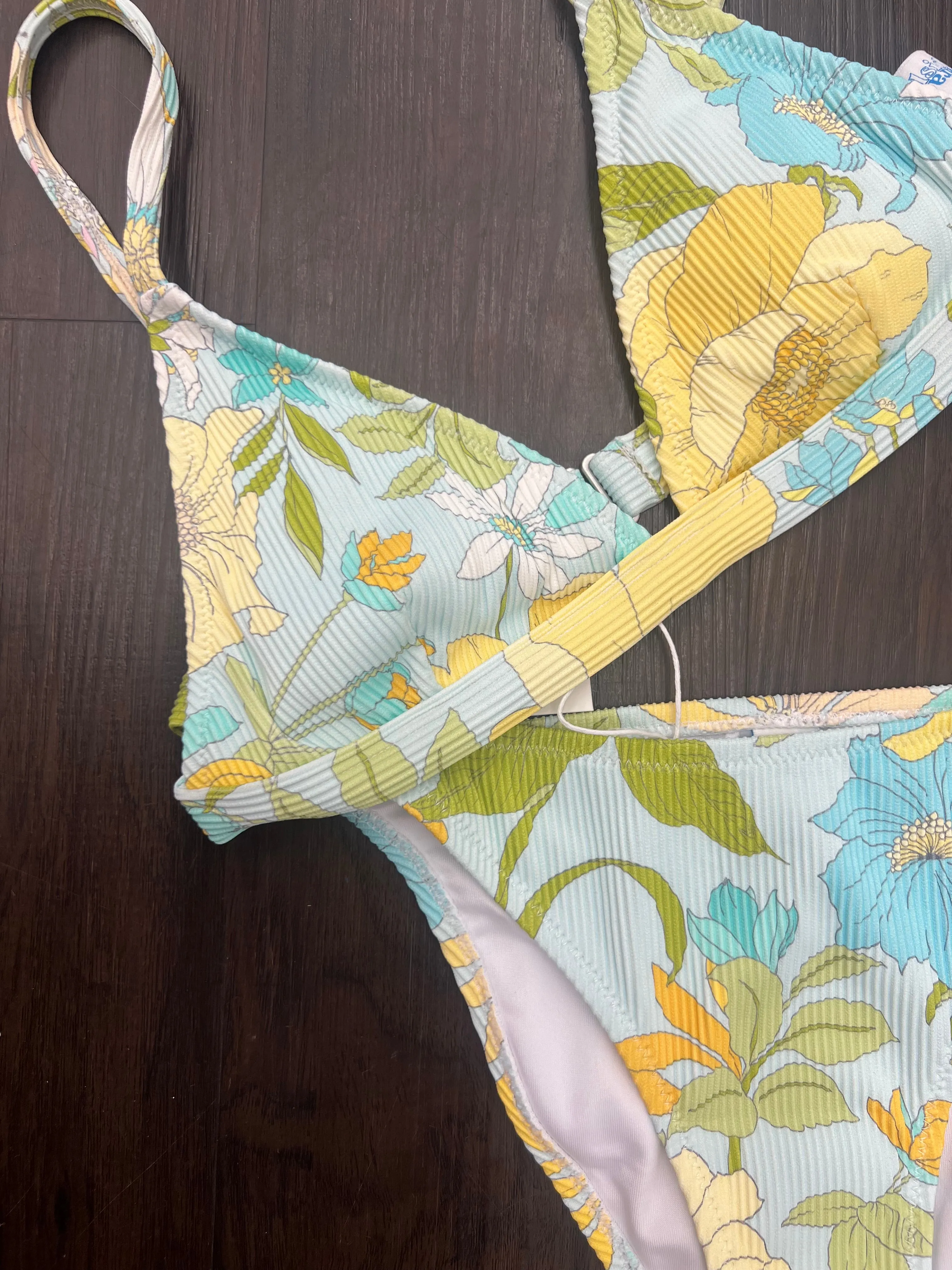 POOLSIDE PARADISO Palm Springs bralette tri bikini top-Sunflower